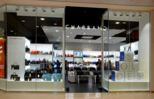 Boutique-Chabrand-aux-terrasses-du-port