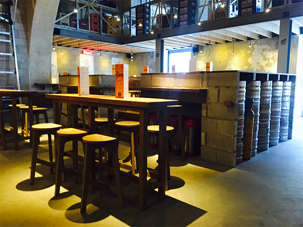 Bar-a-bieres_Marseille_Les-BerThoM_Lovespots_01